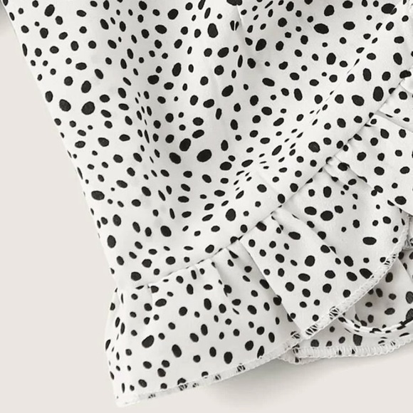 Drawstring Runched Top - Picture 5 of 7